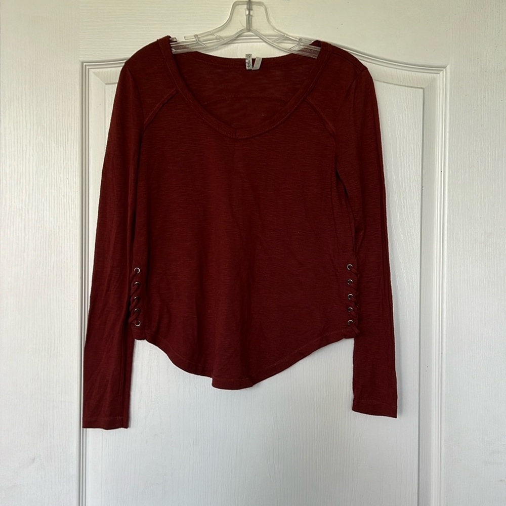 Lightweight top with lace up sides